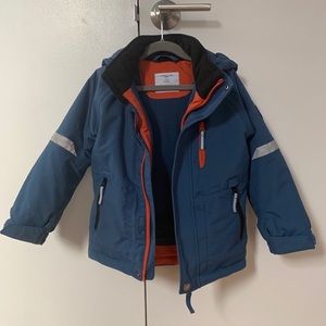 Boys / unisex winter jacket.